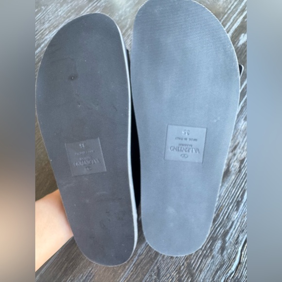 VALENTINO GARAVANI Rockstud Black Leather Platform Sandals Sandals - Picture 3 of 6